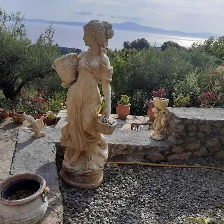 Impeccable 1-bed In Megali Mantineia Σπίτι διακοπών Καλαμάτα
