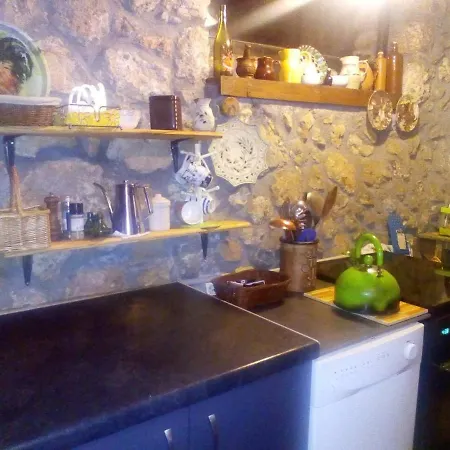 Impeccable 1-bed In Megali Mantineia Σπίτι διακοπών